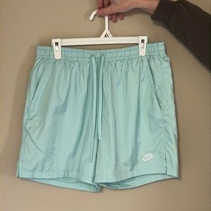 Nike Woven Shorts Size Large (Blue/Green)